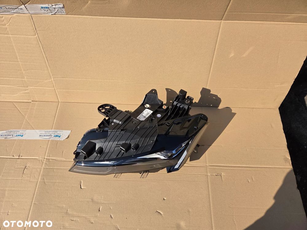 Lampa lewa przód przednia Peugeot 308 III e-308 P51 Matrix Full Led 6505378580 Reflektor lewy przód przedni Peugeot 308 III - 5