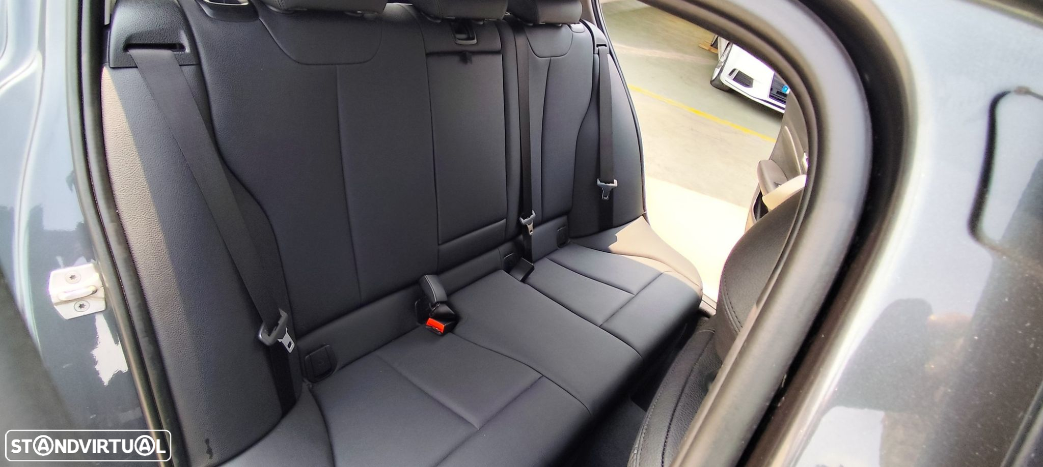 BMW 116 d Auto - 13