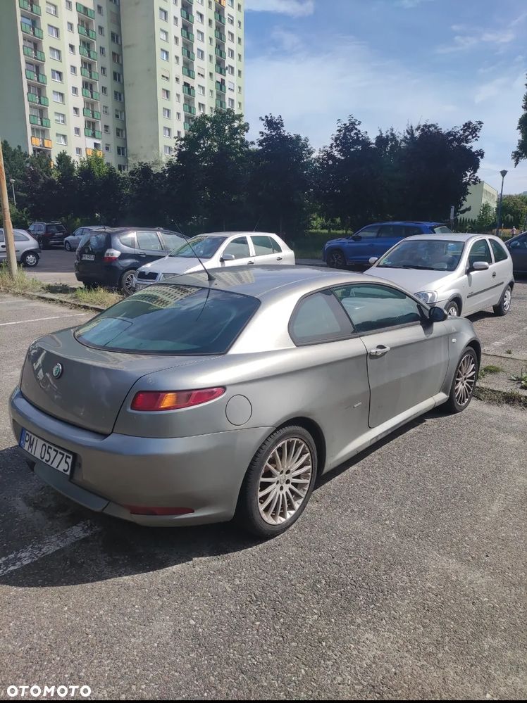 Alfa Romeo GT - 3