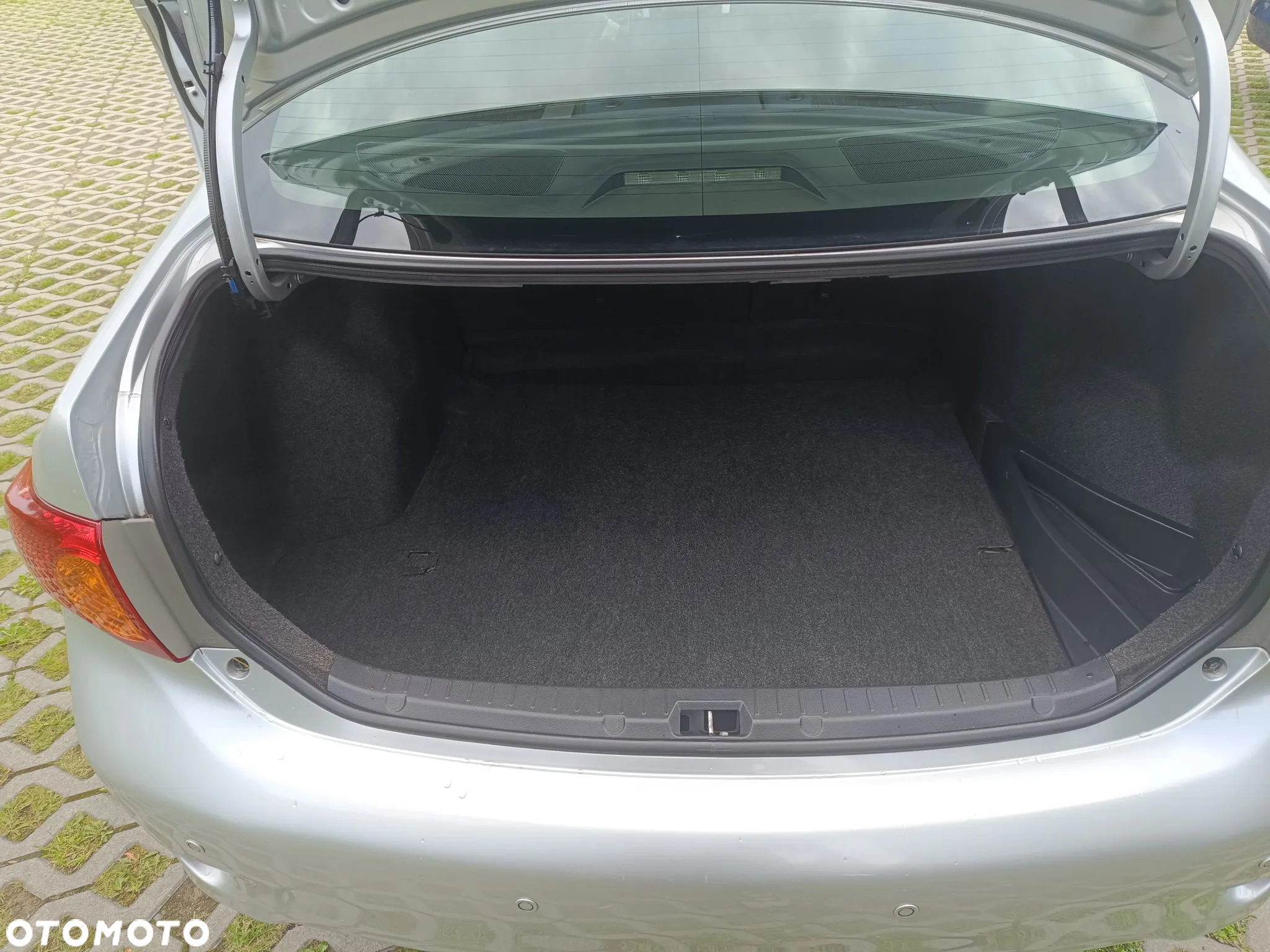 Toyota Corolla 1.6 VVT-i Premium - 8