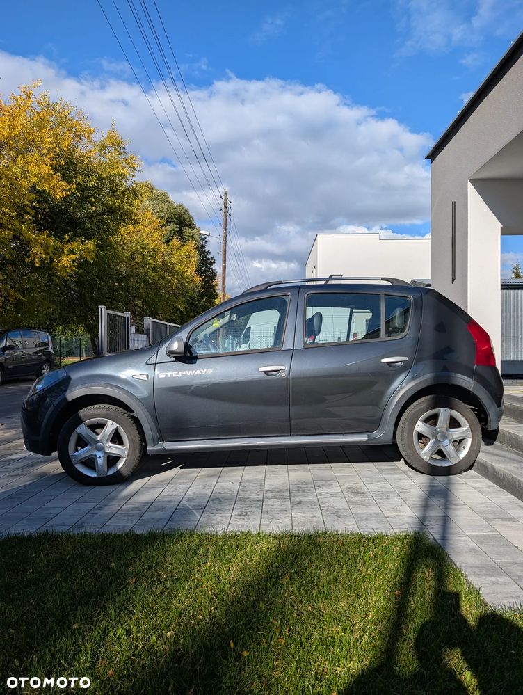 Dacia Sandero Stepway2 1.6 - 3