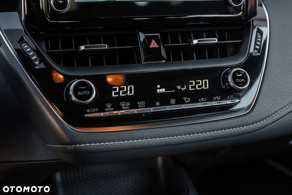 Toyota Corolla 1.8 Hybrid GPF Comfort - 28