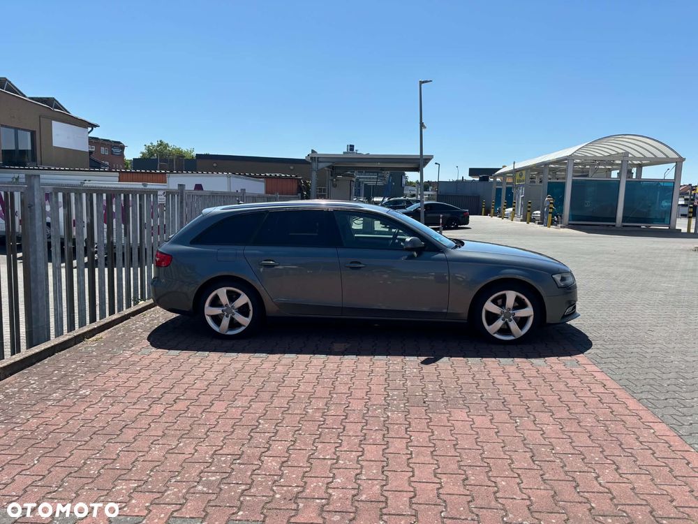 Audi A4 Avant 2.0 TDI DPF multitronic Ambition - 12