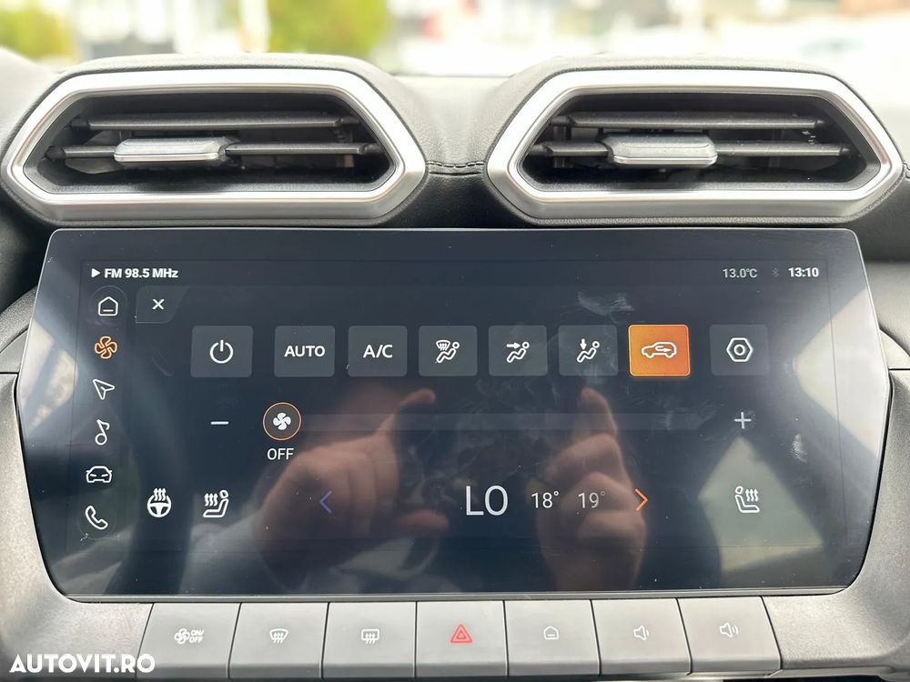 MG ZS HEV Hybrid+ Luxury - 22