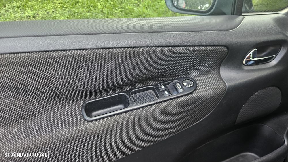Peugeot 207 70 HDi FAP Filou - 15