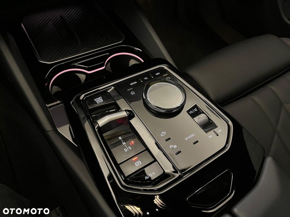 BMW Seria 5 520d xDrive mHEV M Sport - 31