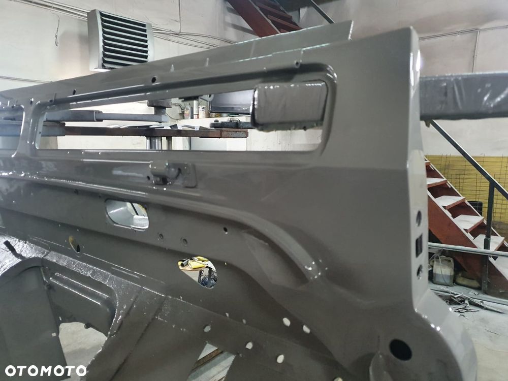 Land Rover Defender 2.5 TDI - 20