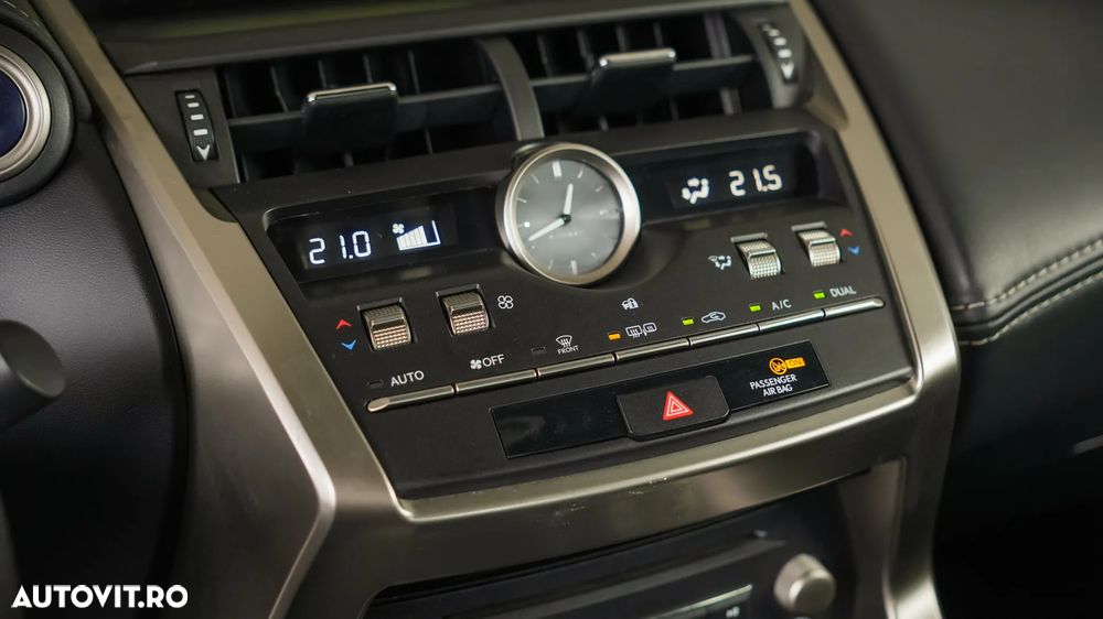 Lexus Seria NX 300h FWD Business - 14