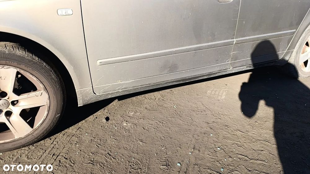 35508 audi a4b7 avant 1.9 BRB na części Skrzynia GYA sprawna lakier LY1Q - 13