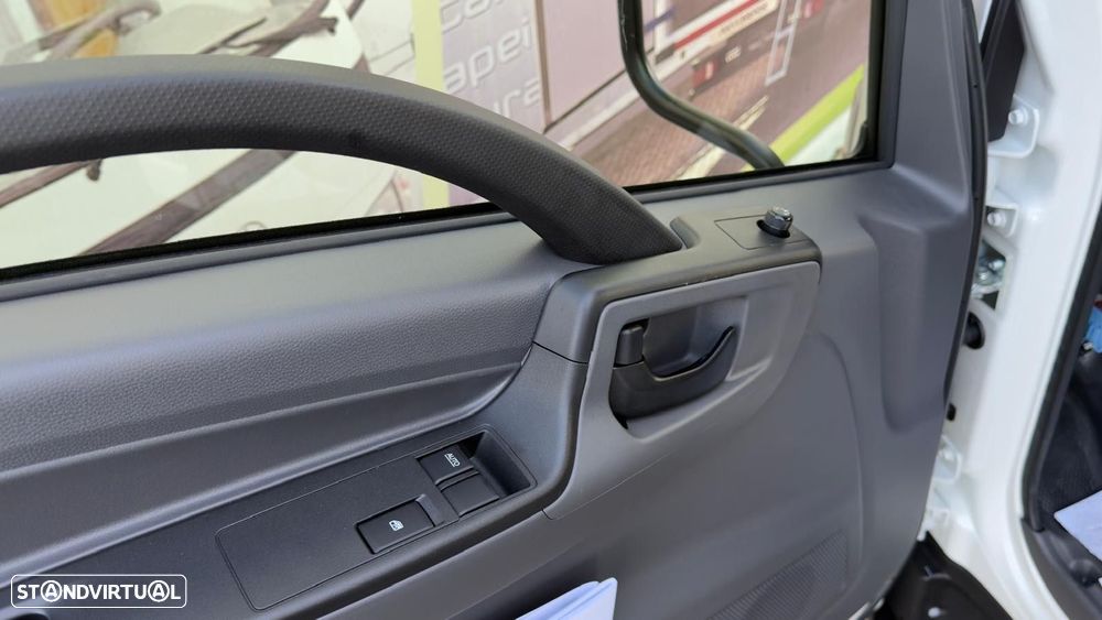 Isuzu NLR BASCULA 4 METROS - 11