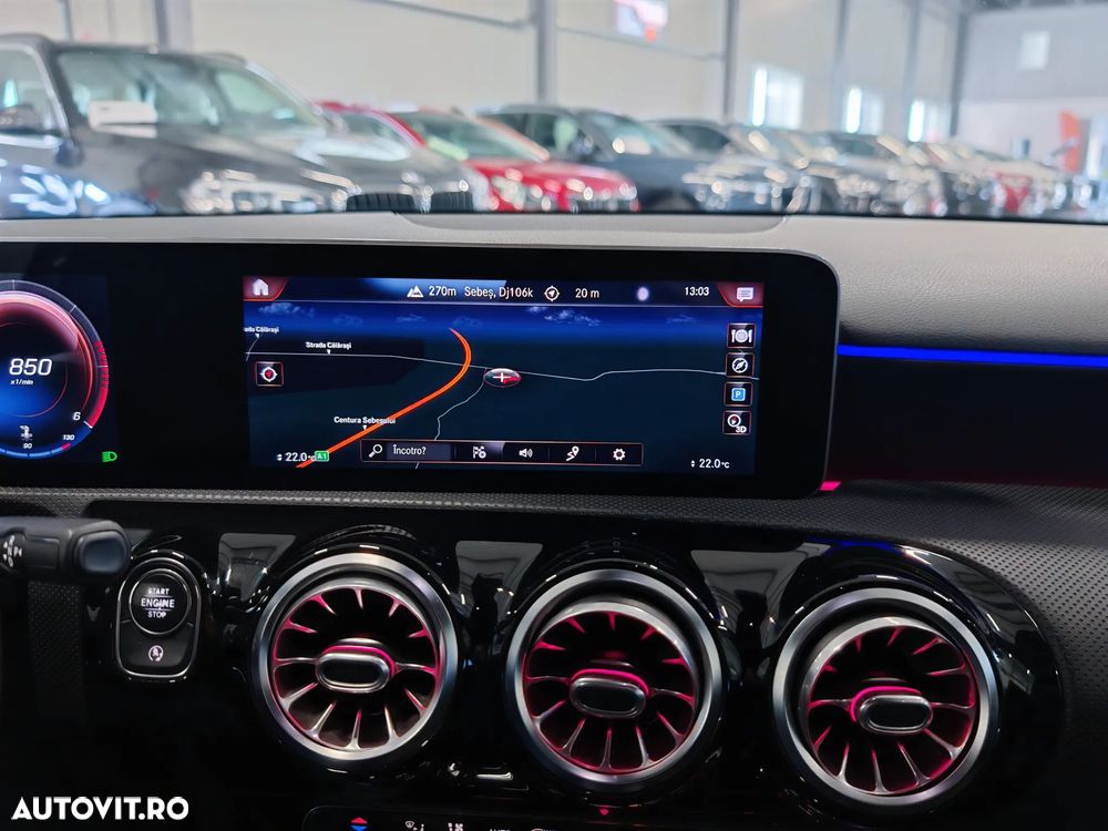 Mercedes-Benz A 180 d 7G-DCT AMG Line - 22