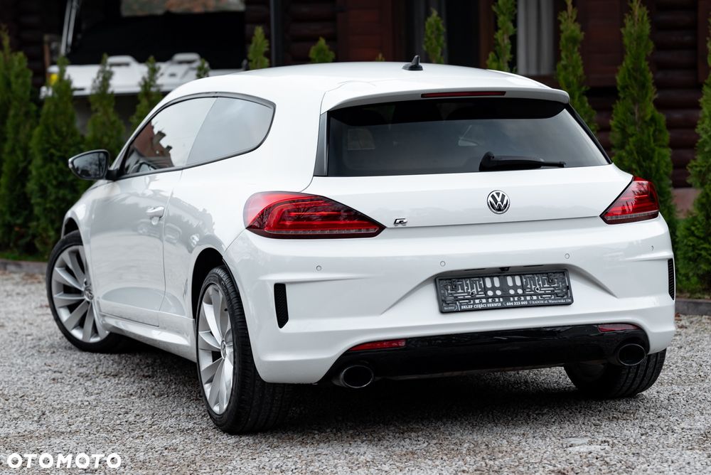 Volkswagen Scirocco R - 12