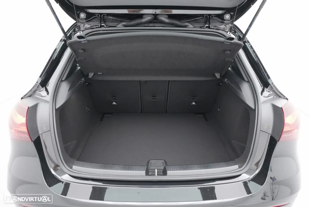 Mercedes-Benz A 180 d AMG Line Aut. - 26