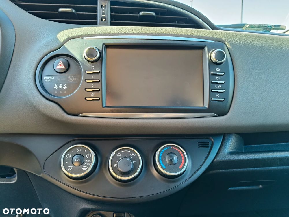 Toyota Yaris - 20