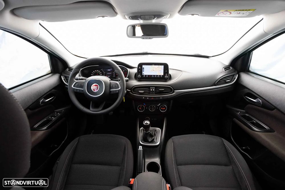 Fiat Tipo Station Wagon 1.3 M-Jet Lounge J17 - 32
