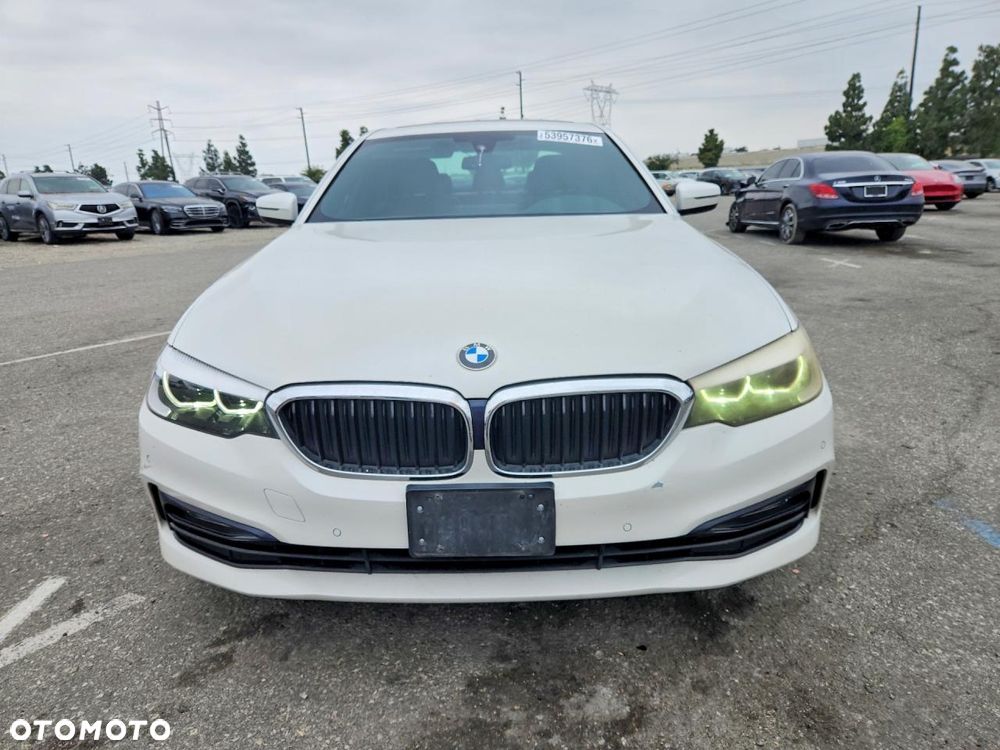 BMW Seria 5 530i GPF - 6