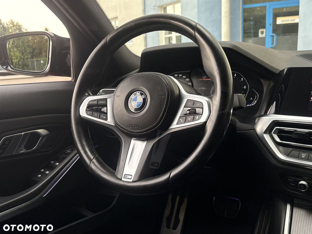 BMW Seria 3 318i - 19