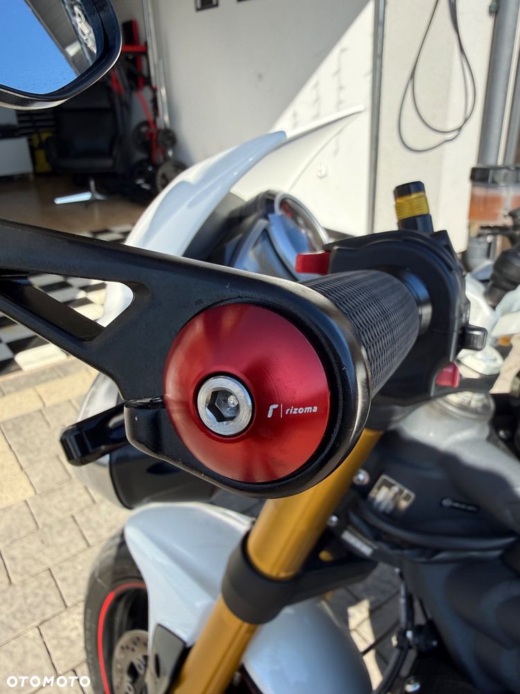 Triumph Speed Triple - 17