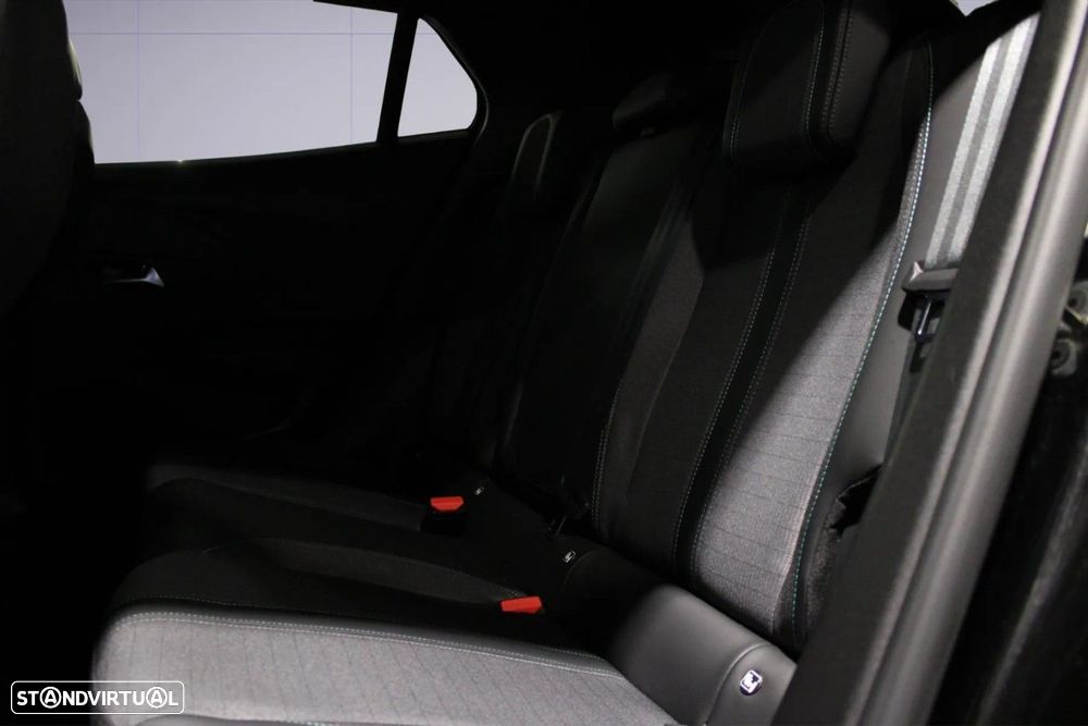 Peugeot e-2008 50 kWh Allure - 14