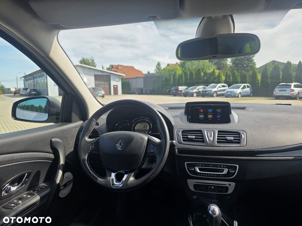 Renault Megane ENERGY TCe 130 BOSE EDITION - 17