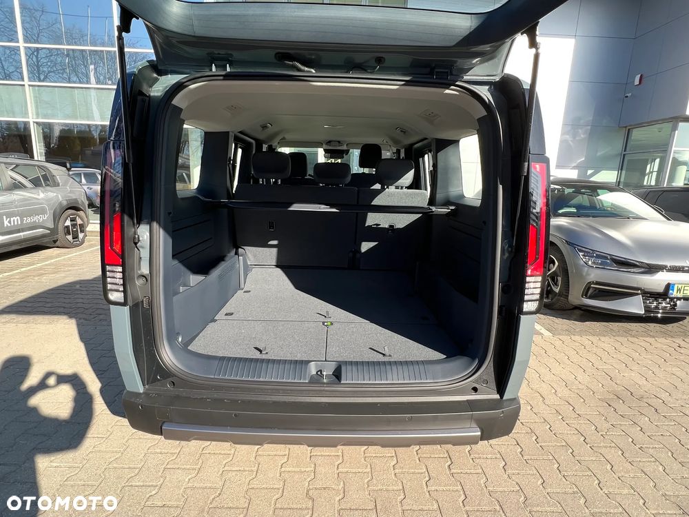Kia PV5 - 18