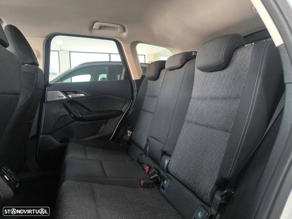 BMW iX1 xDrive30 - 12