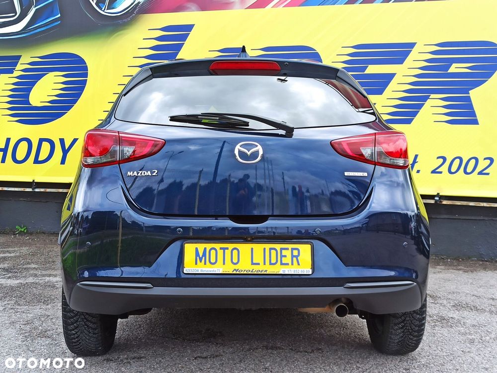 Mazda 2 - 5