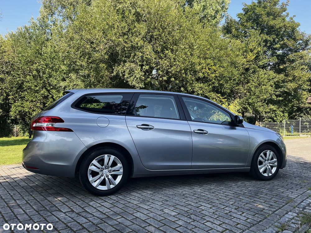 Peugeot 308 SW BlueHDi 120 Stop & Start Allure - 3