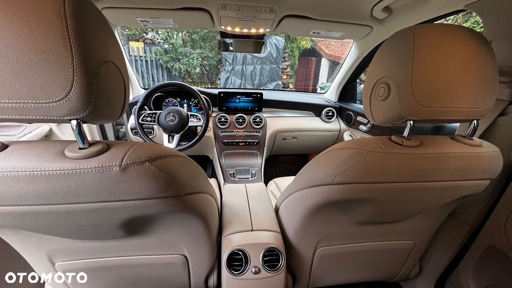 Mercedes-Benz GLC 300 4Matic 9G-TRONIC - 8