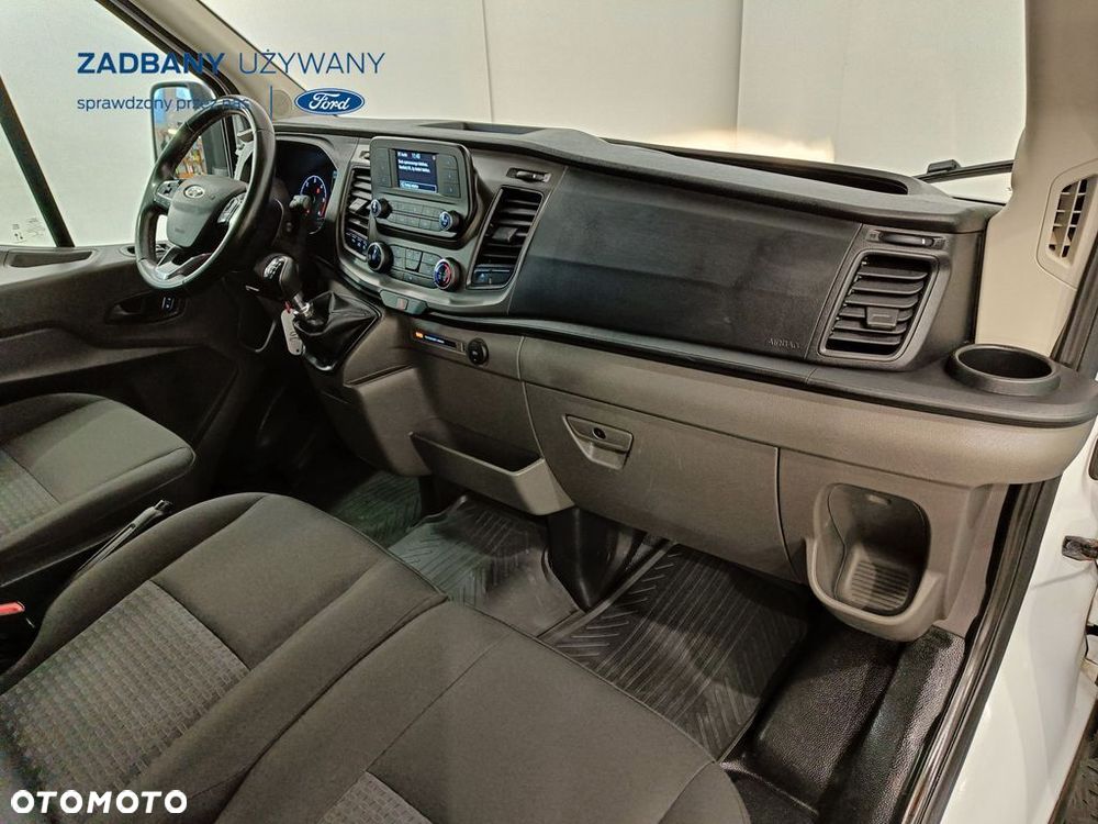 Ford Transit - 12