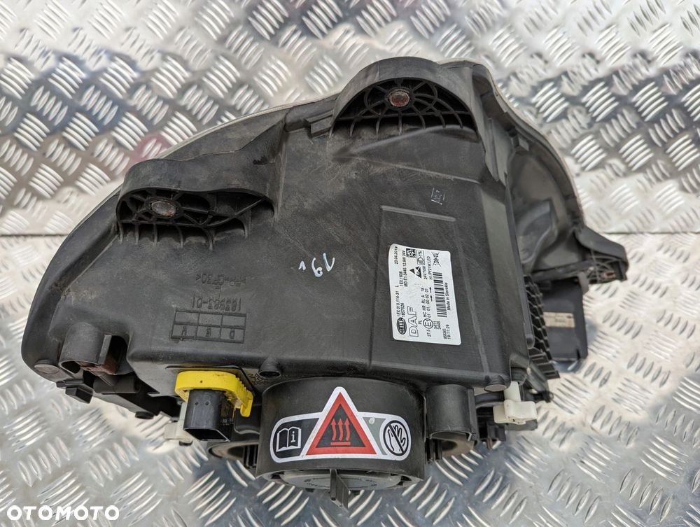 LAMPA FULL LED DAF XF 106 EURO 6 LEWA STRONA - 4