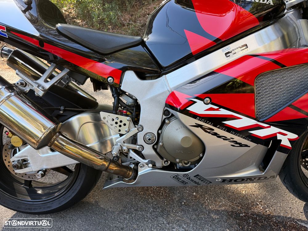 Honda VTR 1000 Sp2 - 11