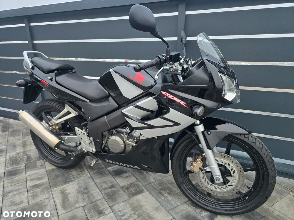 Honda CBR - 4