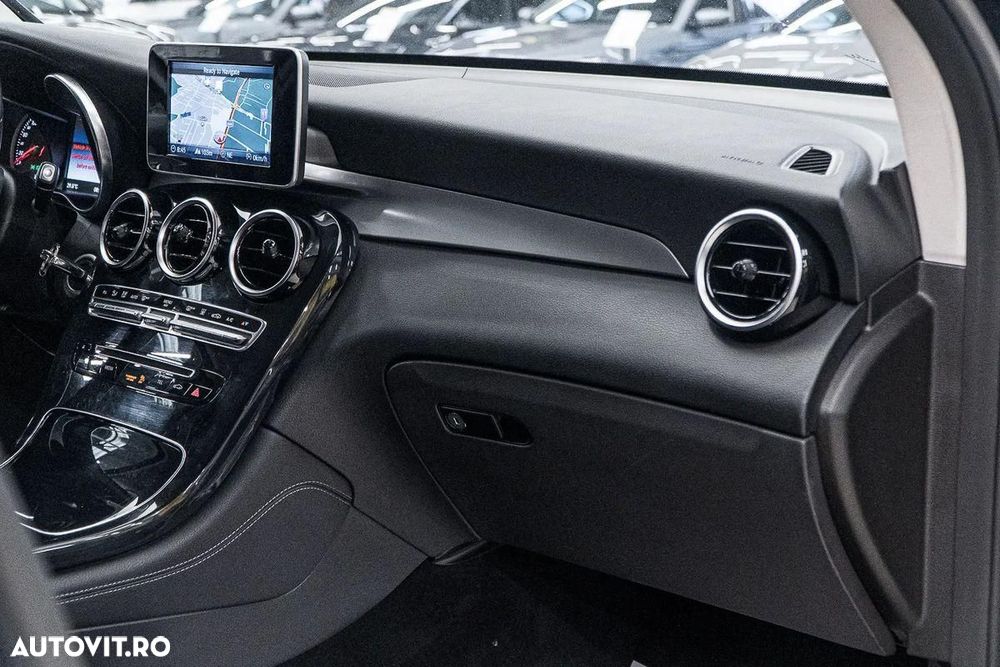 Mercedes-Benz GLC 350 e 4MATIC - 34