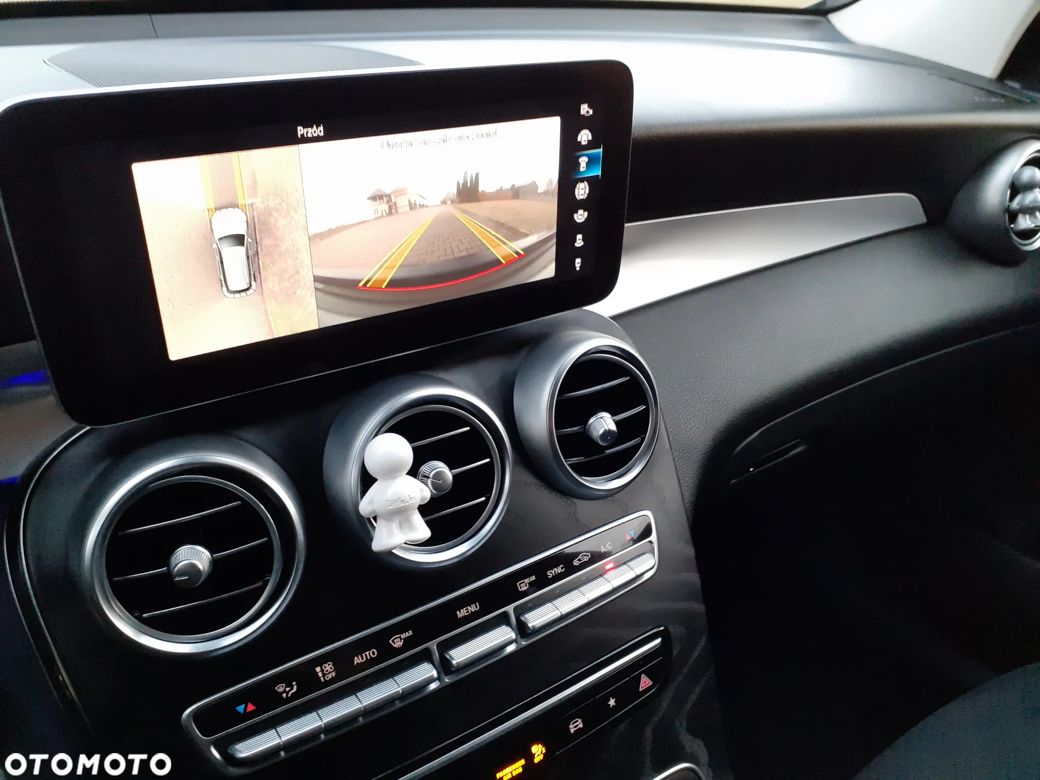 Mercedes-Benz GLC 200 d 4-Matic - 28