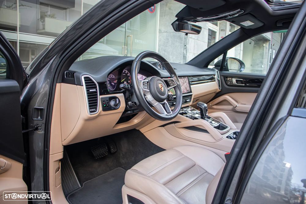 Porsche Cayenne E-Hybrid - 7