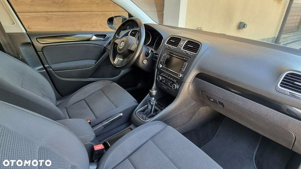 Volkswagen Golf - 12