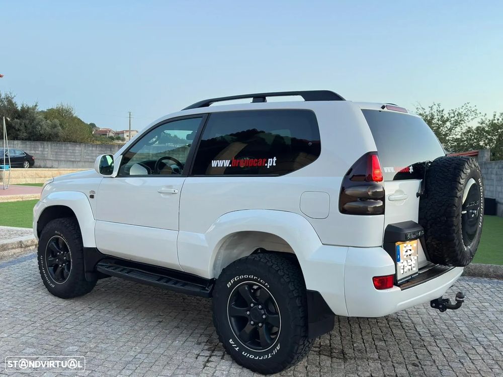 Toyota Land Cruiser Prado - 4