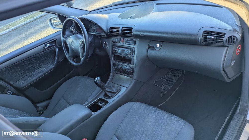 Mercedes-Benz C 220 CDi Avantgarde - 11