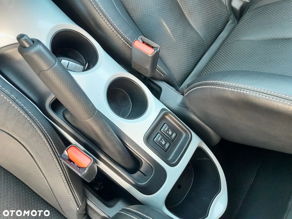 Nissan Juke 1.6 DIG-T Tekna - 28