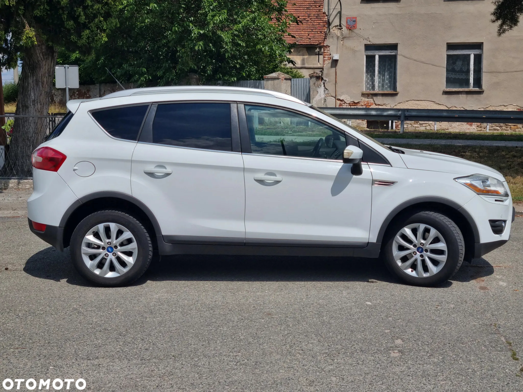 Ford Kuga 2.0 TDCi 4x4 Trend - 2