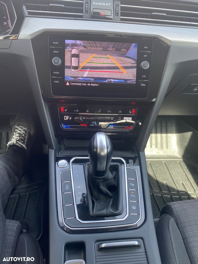 Volkswagen Passat 2.0 TDI SCR DSG Highline - 11