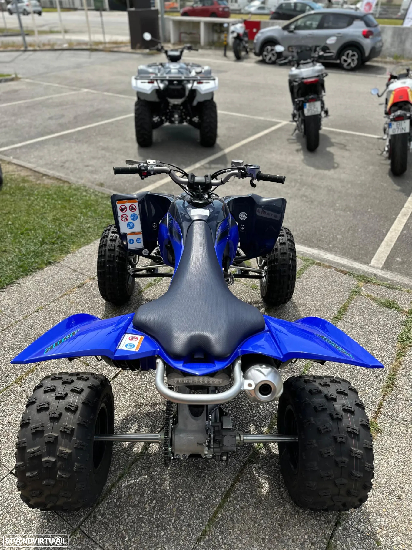 Yamaha YFZ R - 4