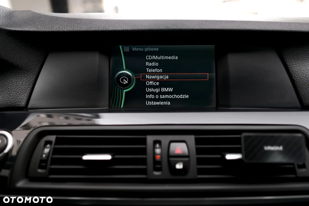 BMW Seria 5 520d - 30