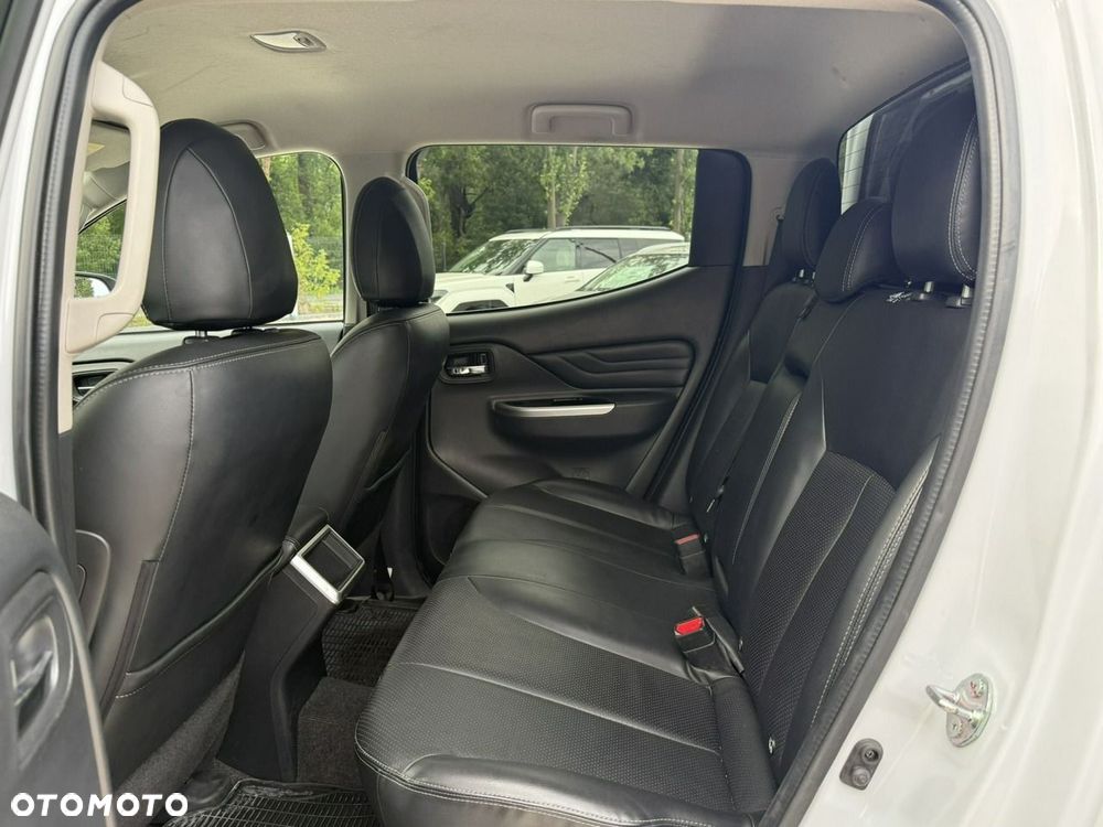Mitsubishi L200 2.2 d DC Instyle Plus - 16