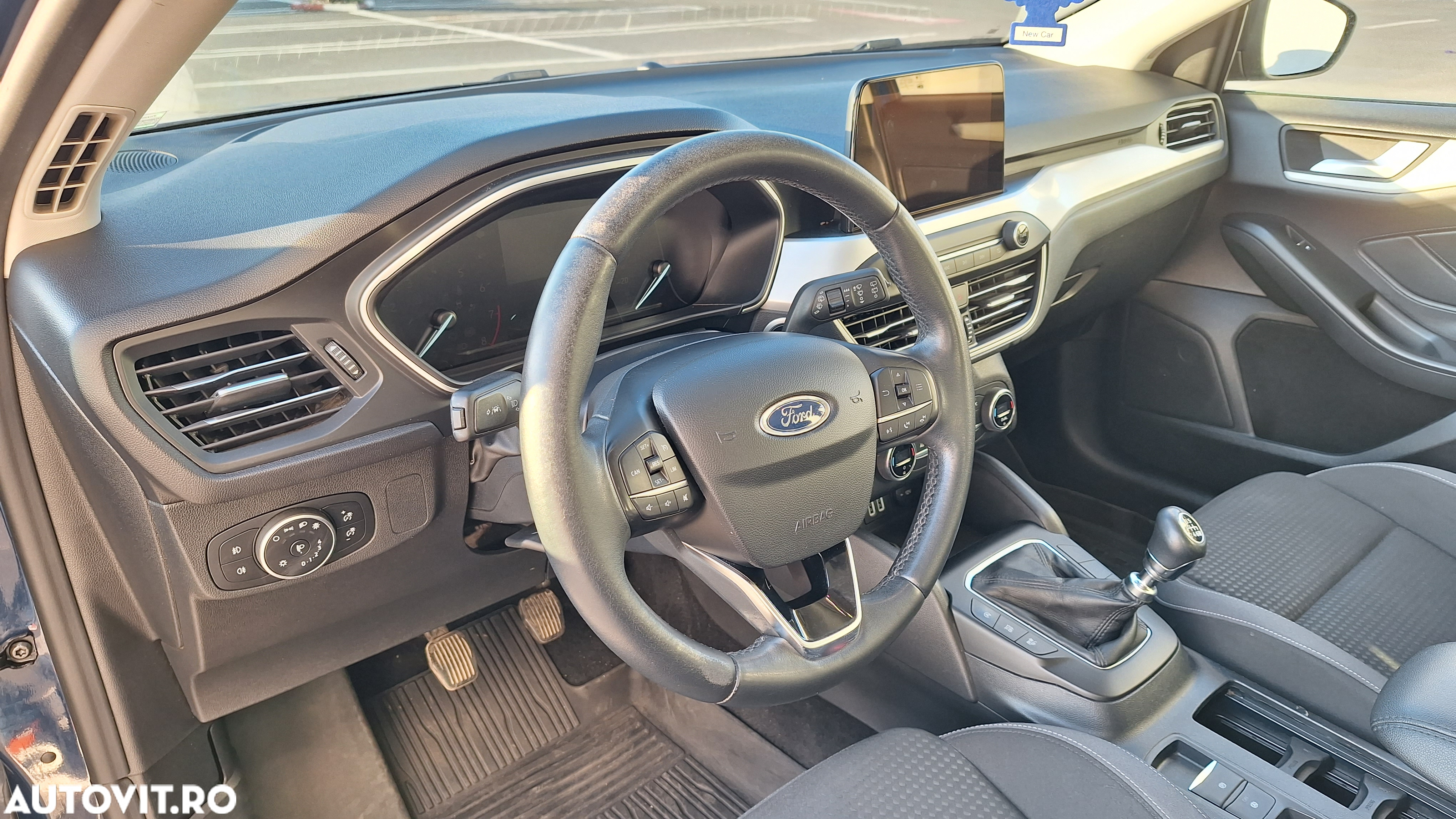 Ford Focus 1.0 EcoBoost Connected - 11