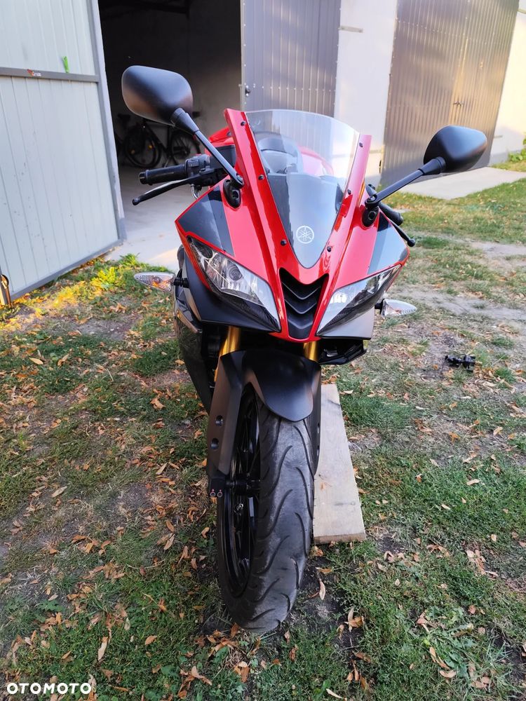 Yamaha YZF - 6