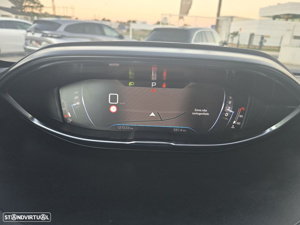Peugeot 5008 BlueHDI 130 EAT8 GT - 28