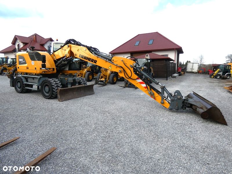Liebherr 914 Compact / Super Stan / Speeder 30km/h / Łapy + pług / - 40