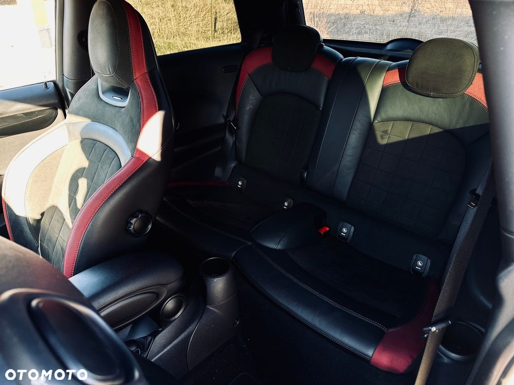 MINI John Cooper Works Essential Trim - 15